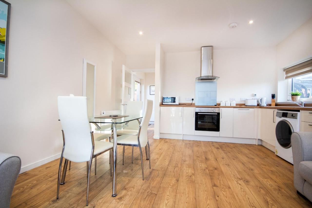 إينفيرنيس Garden Room Apartment المظهر الخارجي الصورة